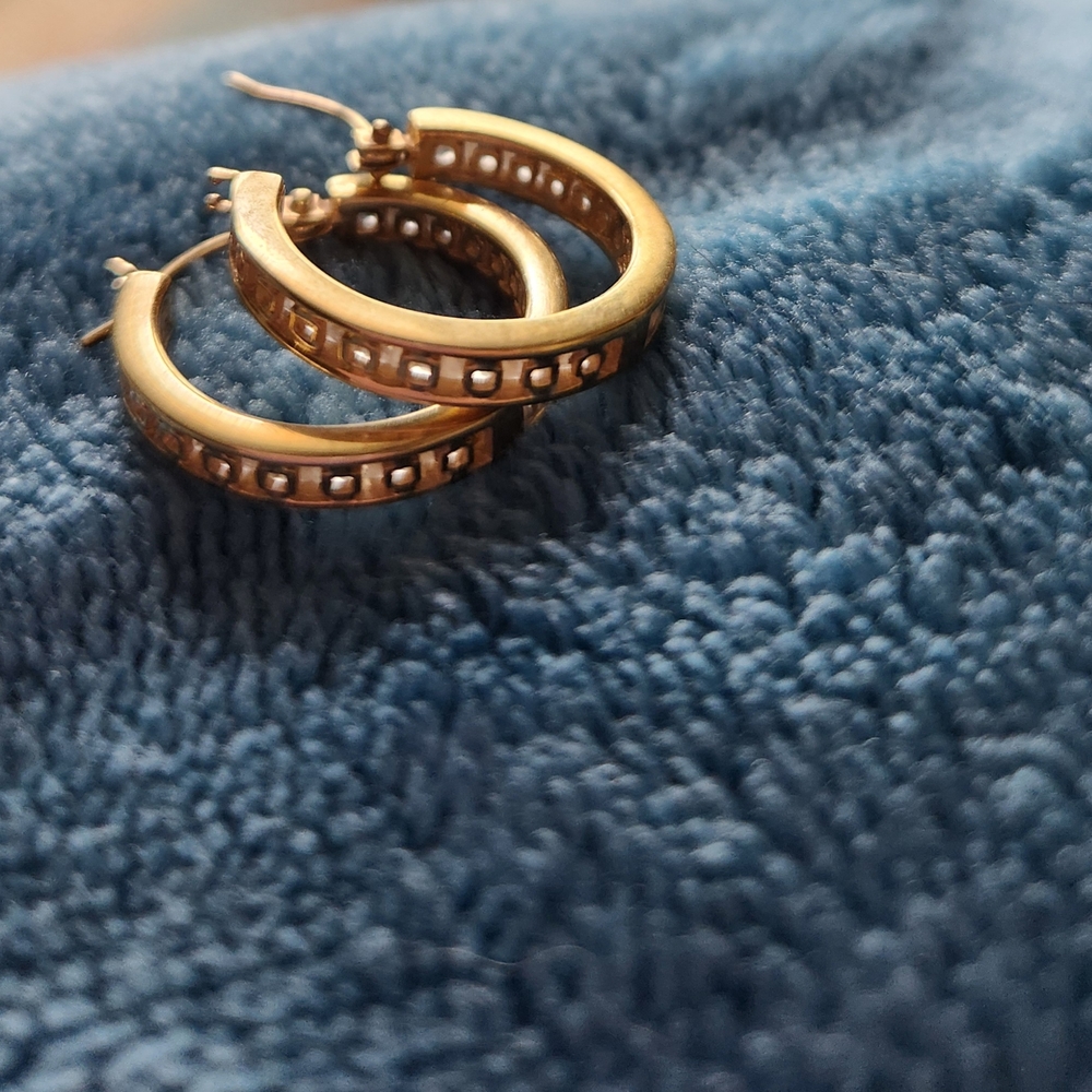 14kt Gold Hoop Earrings - Picture 6 of 10